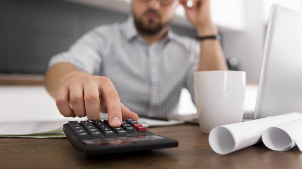 Guía de Gastos Deducibles para Autónomos y Pymes en 2025