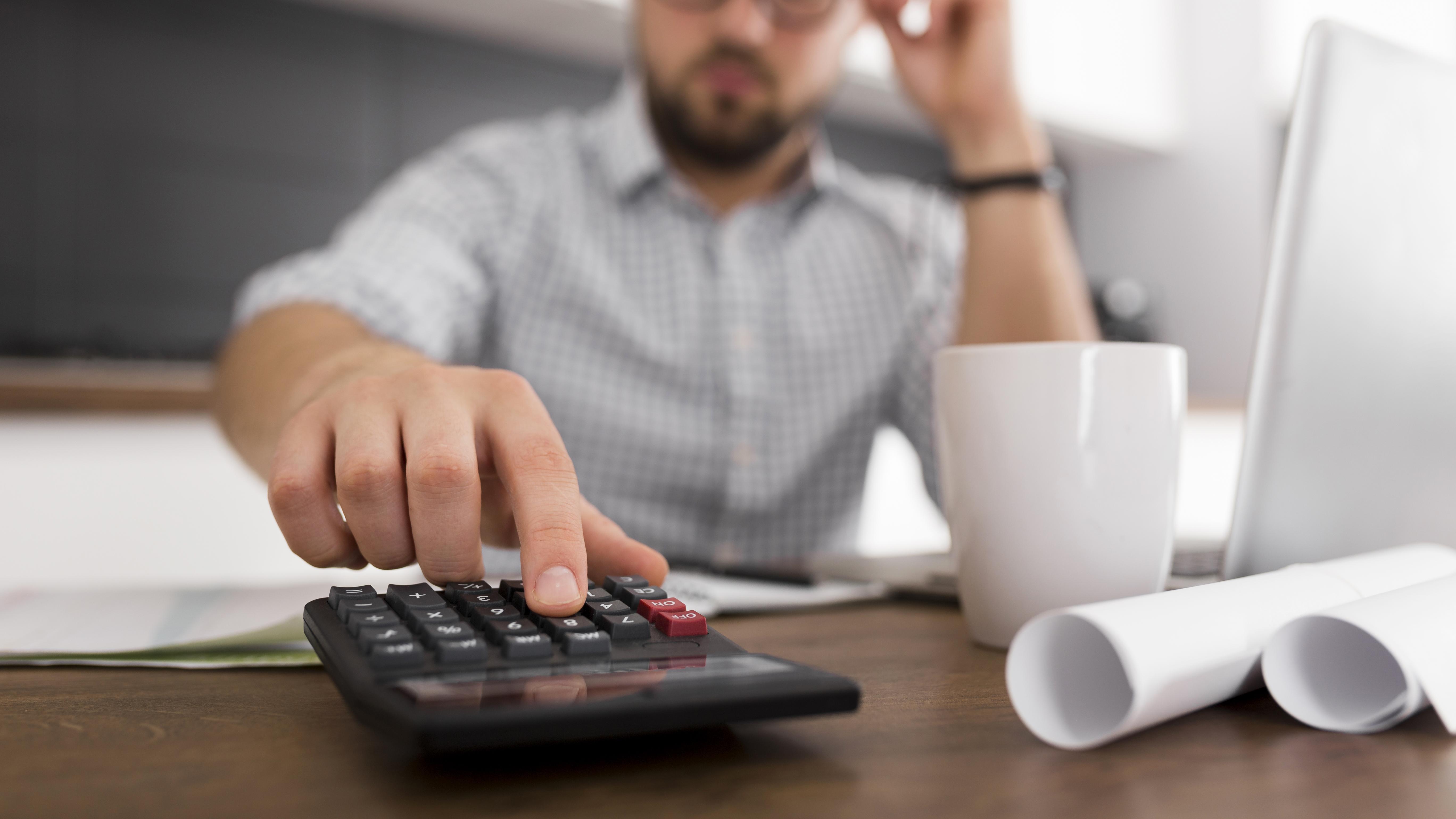 Guía de Gastos Deducibles para Autónomos y Pymes en 2025